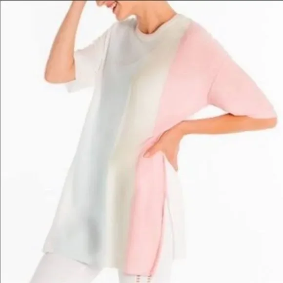 Gabby Isabella Colorblock Tunic Top - Picture 1 of 9